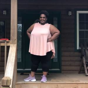 Meet your Posher, Tanya